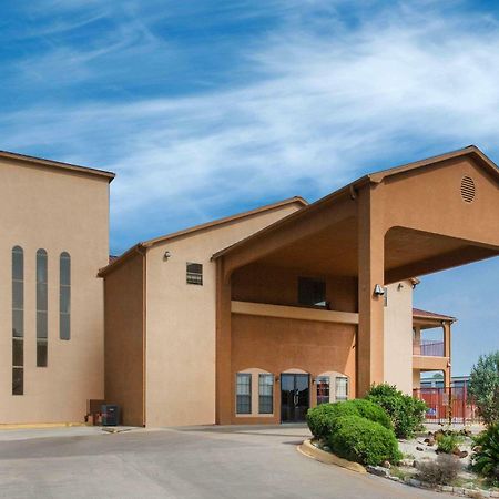 Motel Super 8 By Wyndham Bastrop Tx Exterior foto